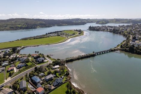 Photo of property in 2a Marine Parade, Raglan, 3225