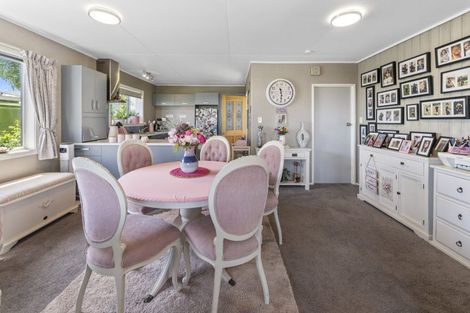 Photo of property in 42 Fergusson Street, Stoke, Nelson, 7011