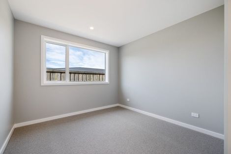 Photo of property in 27 Plover Avenue, Amberley, 7410