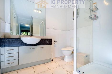 Photo of property in 54 Provence Esplanade, Te Atatu Peninsula, Auckland, 0610