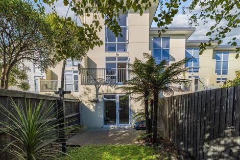Photo of property in 9/54 Champion Street, Edgeware, Christchurch, 8013
