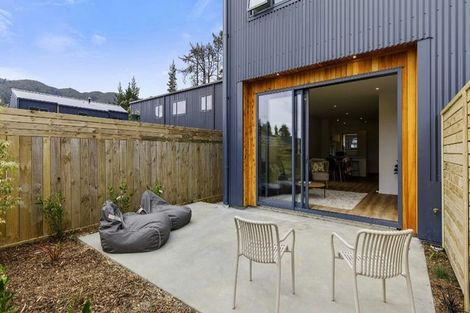 Photo of property in 9/33 Raukawa Street, Stokes Valley, Lower Hutt, 5019