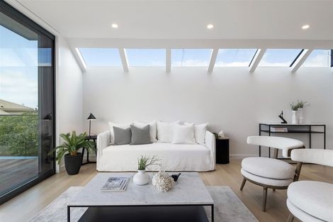 Photo of property in 35a Gulf View Road, Murrays Bay, Auckland, 0630