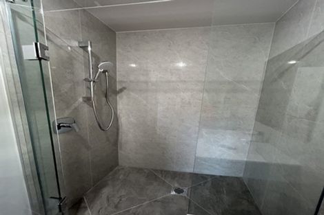 Photo of property in 9 Paetai Lane, Te Atatu Peninsula, 0610