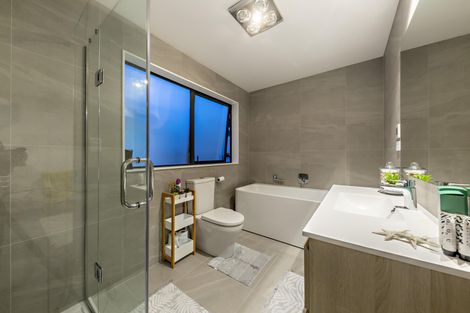 Photo of property in 23 Riroriro Road, Hobsonville, Auckland, 0616