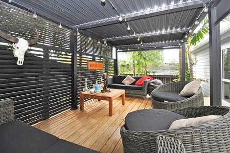 Photo of property in 136 Glamorgan Drive, Torbay, Auckland, 0630