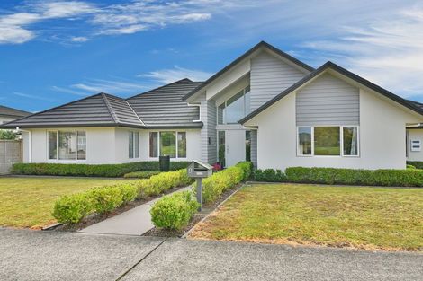 Photo of property in 9 Capriana Drive, Karaka, Papakura, 2113