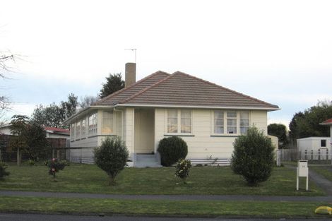 Photo of property in 18 Holland Road, Fairfield, Hamilton, 3214