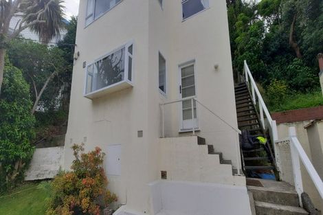 Photo of property in 64 Rolleston Street, Mount Cook, Wellington, 6021