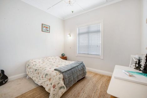 Photo of property in 23 Mangakura Road, Helensville, 0800