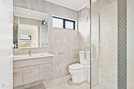 Photo of property in 13 Oioi Road, Hobsonville, Auckland, 0616