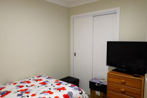 Photo of property in 19u4 Collins Avenue, Tawa, Wellington, 5028