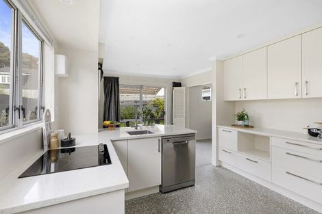 Photo of property in 20a Marina Grove, Hutt Central, Lower Hutt, 5010