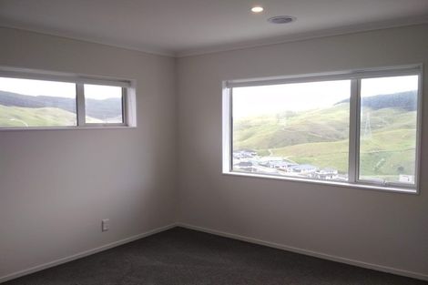 Photo of property in 134 Amesbury Drive, Churton Park, Wellington, 6037