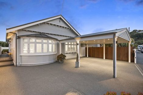 Photo of property in 23 Ferry Street, Seatoun, Wellington, 6022