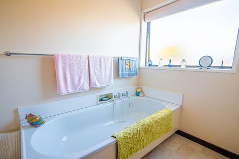 Photo of property in 189 Highsted Road, Casebrook, Christchurch, 8051