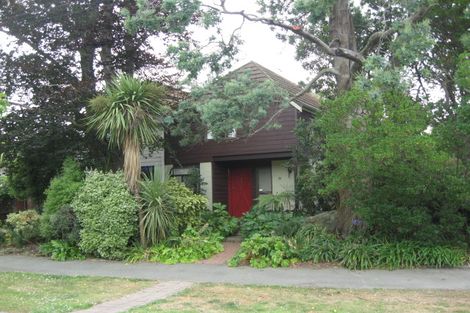 Photo of property in 37 Tomes Road, St Albans, Christchurch, 8052