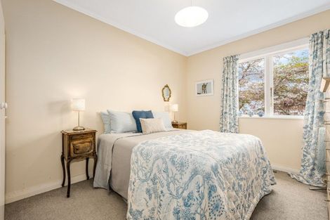 Photo of property in 30 Lucknow Terrace, Khandallah, Wellington, 6035