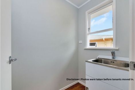 Photo of property in 25 Holland Street, Pukekohe, 2120