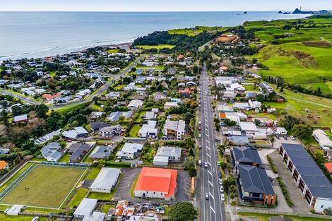 Photo of property in 1138 South Road, Oakura, 4314