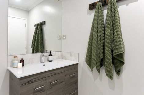 Photo of property in 29 Mapou Road, Hobsonville, Auckland, 0616