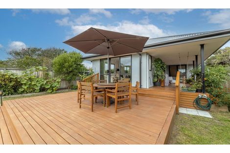 Photo of property in 357 Estuary Road, South New Brighton, Christchurch, 8062