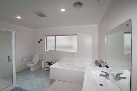 Photo of property in 10 Didsbury Grove, Churton Park, Wellington, 6037