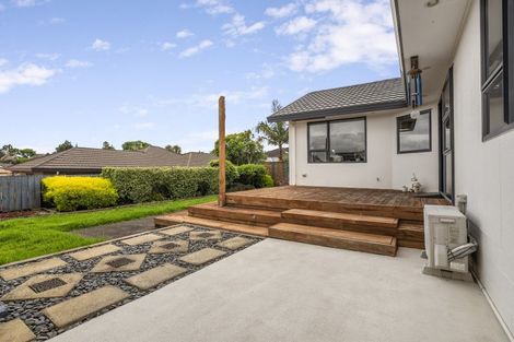 Photo of property in 15 Maddison Place, Welcome Bay, Tauranga, 3112