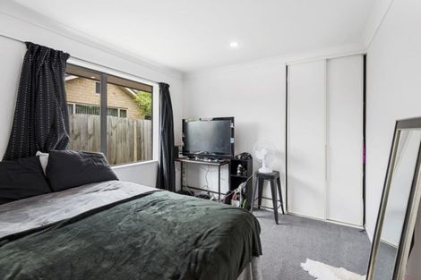 Photo of property in 15 Hideaway Gate, Parklands, Christchurch, 8083
