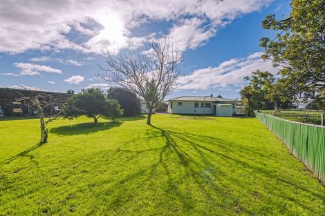 Photo of property in 83 Trickers Road, Bulls, 4818