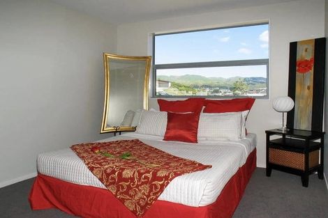 Photo of property in 11 Fiordland Place, Aotea, Porirua, 5024