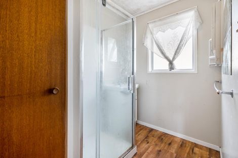 Photo of property in 16 Mckinstry Avenue, Mangere East, Auckland, 2024