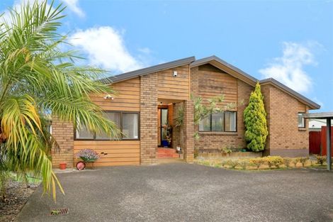 Photo of property in 180 Te Atatu Road, Te Atatu South, Auckland, 0610