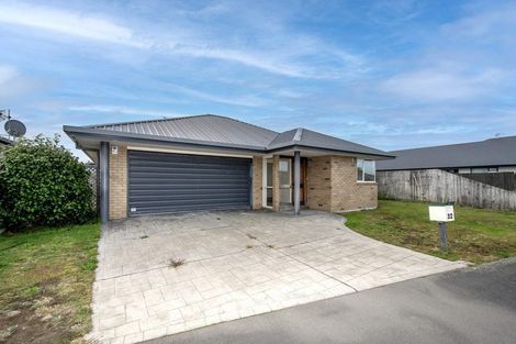 Photo of property in 32 Surfers Place, North New Brighton, Christchurch, 8083