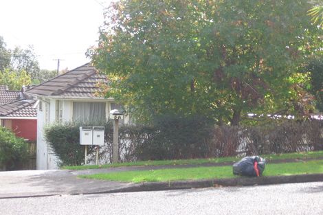 Photo of property in 5 Newington Road, Henderson, Auckland, 0612