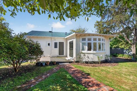 Photo of property in 19 Victoria Street, Masterton, 5810