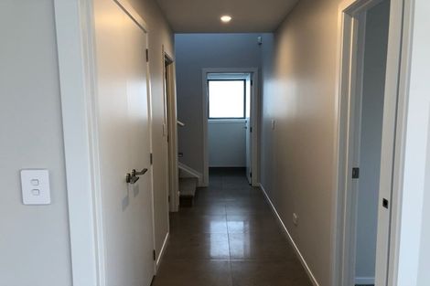 Photo of property in 3 Makete Crescent, Hobsonville, Auckland, 0618