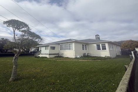 Photo of property in 19 Collett Street, Naenae, Lower Hutt, 5011