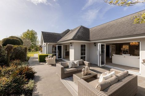 Photo of property in 8r Georgia Grove, Pyes Pa, Tauranga, 3112