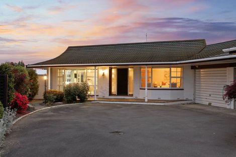 Photo of property in 48 Main North Road, Papanui, Christchurch, 8052