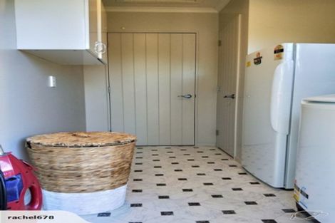 Photo of property in 21 Watts Street, Waipawa, 4210