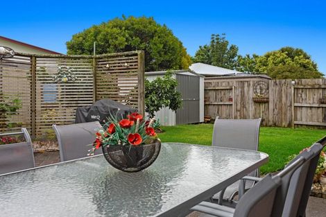 Photo of property in 13 Edgewater Grove, Whakatane, 3120
