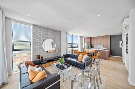 Photo of property in 203/82 Te Oneroa Way, Long Bay, 0630