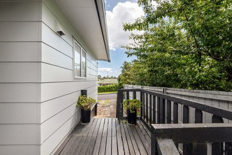 Photo of property in 2/8 Helena Street, Massey, Auckland, 0614