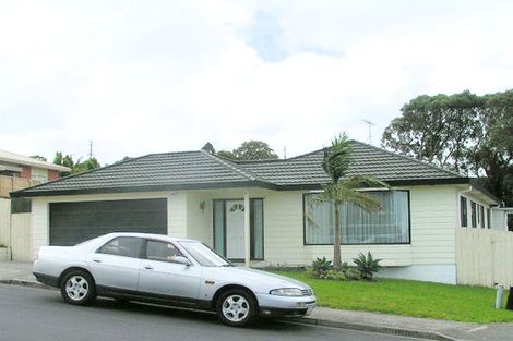 Photo of property in 43 Broadfield Street, Massey, Auckland, 0614