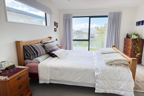 Photo of property in 60d Bay Street, Red Beach, 0932