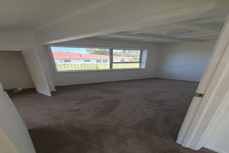 Photo of property in 138 Don Buck Road, Massey, Auckland, 0614