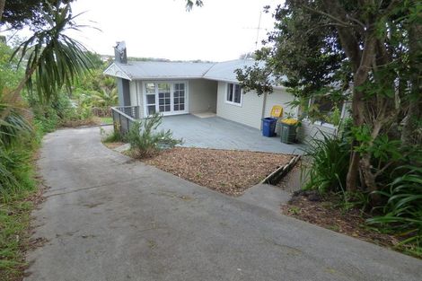 Photo of property in 3 Hilling Street, Titirangi, Auckland, 0604