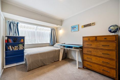 Photo of property in 37 Woodbury Street, Avonhead, Christchurch, 8042