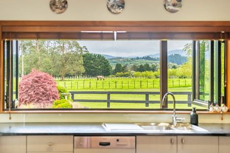 Photo of property in 39 Colletts Road, Mangaroa, Upper Hutt, 5371